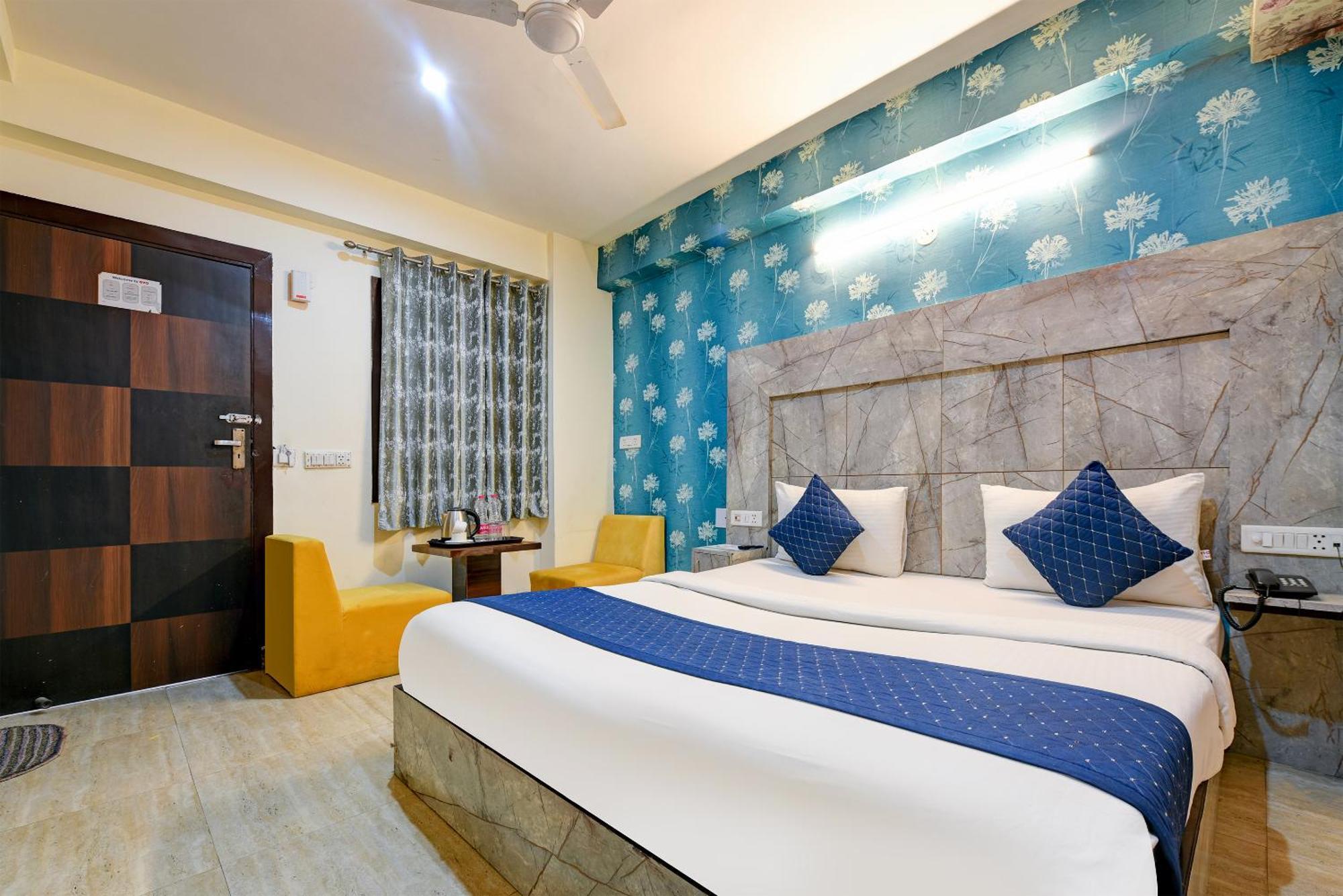 Hotel Square Plaza At Airport New Delhi Exterior photo