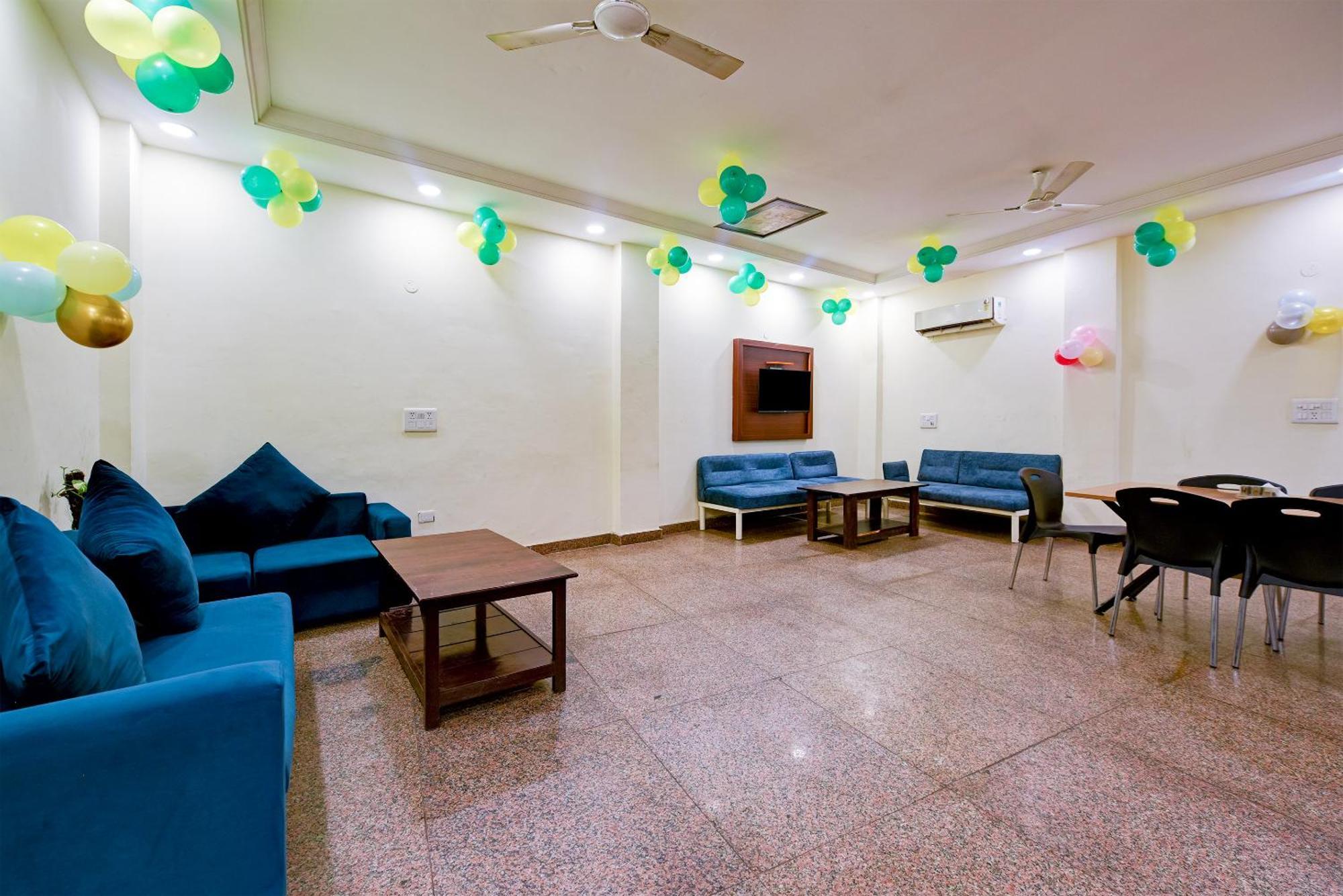 Hotel Square Plaza At Airport New Delhi Exterior photo