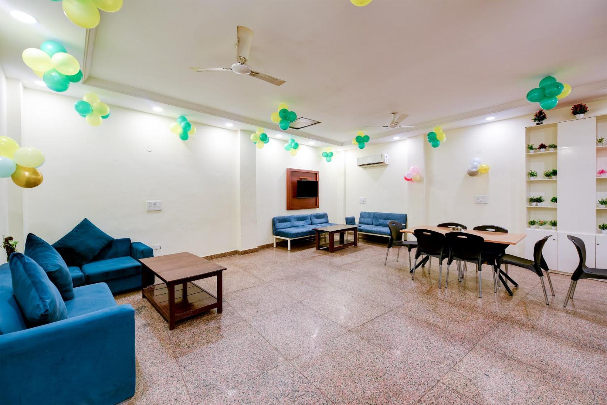 Hotel Square Plaza At Airport New Delhi Exterior photo